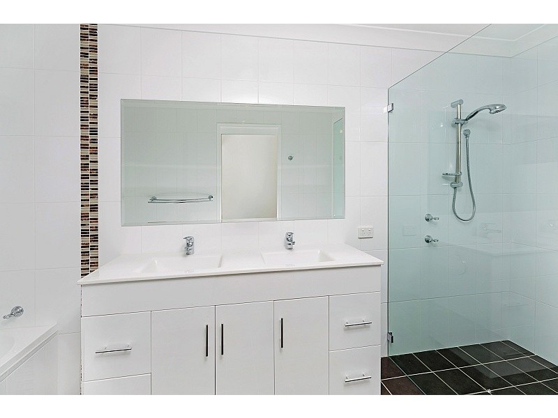 42 Pierce Street, Niagara Park NSW 2250