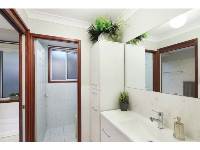116 James Sea Drive, Green Point NSW 2251
