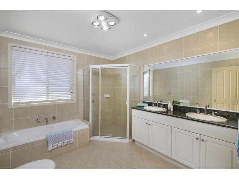 6 Tranquil Close, Green Point NSW 2251