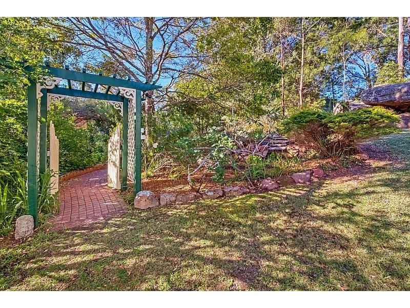 11 Fern Road, Ourimbah NSW 2258