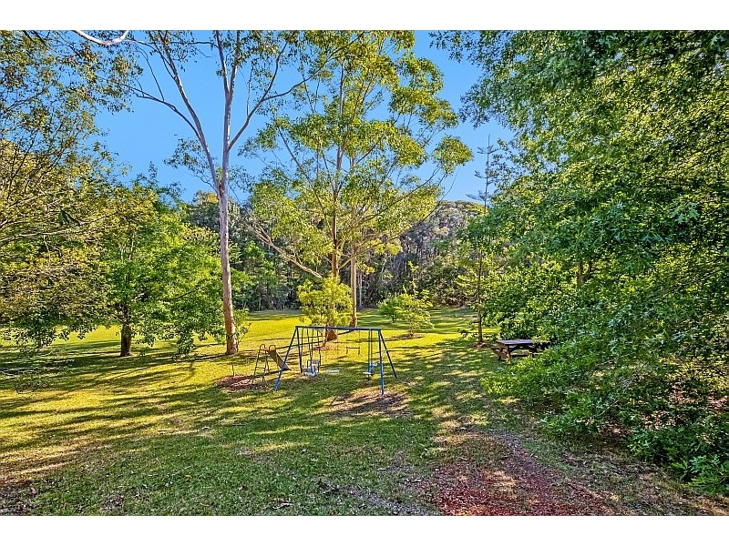 11 Fern Road, Ourimbah NSW 2258