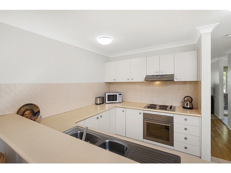 2/21 Boronia Street, East Gosford NSW 2250