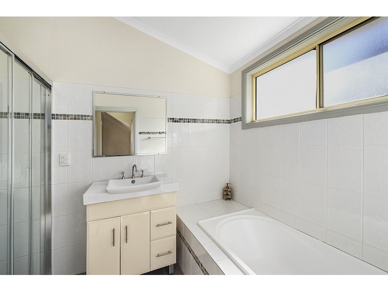 2/21 Boronia Street, East Gosford NSW 2250