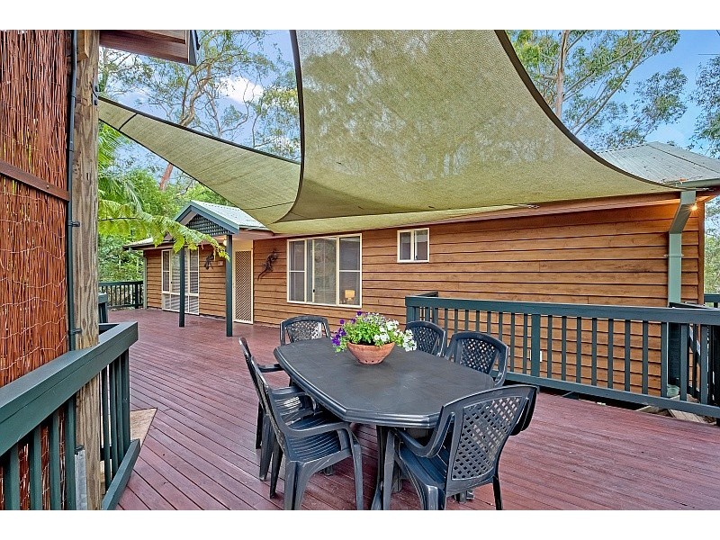 10 Gregory Street, Wyoming NSW 2250