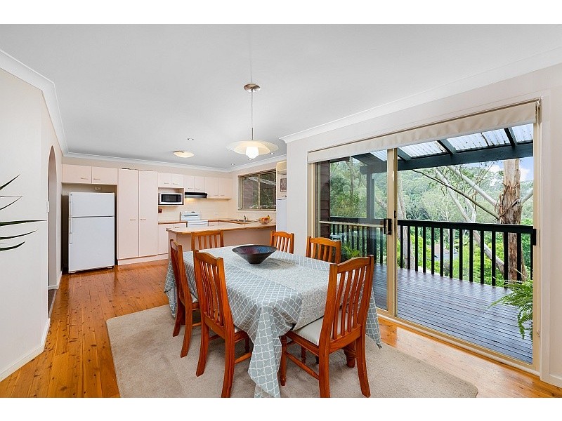 10 Gregory Street, Wyoming NSW 2250