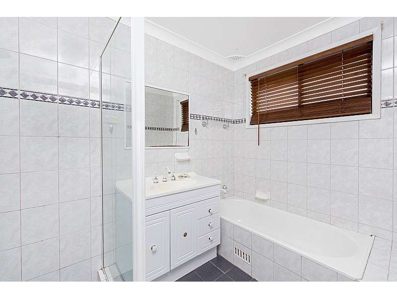 62 Dorothy Avenue, Woy Woy NSW 2256