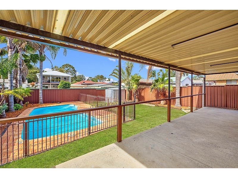 62 Dorothy Avenue, Woy Woy NSW 2256