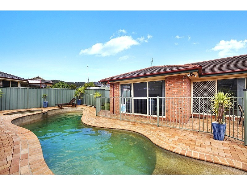 5 Sandpiper Place, Green Point NSW 2251