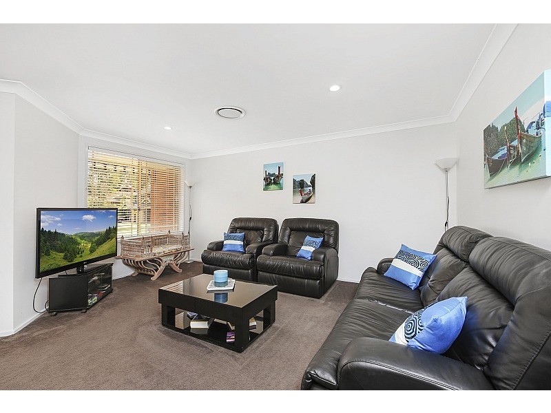 5 Sandpiper Place, Green Point NSW 2251