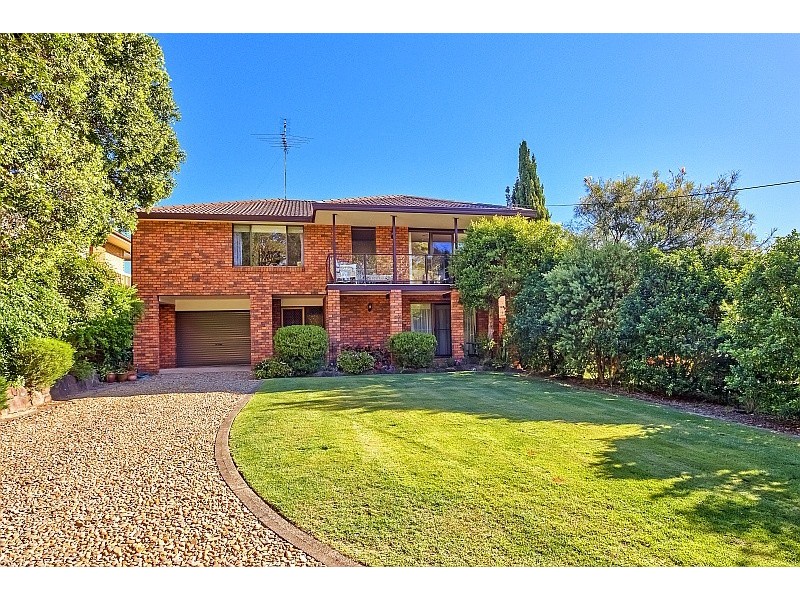 4 Pauline Avenue, Killcare Heights NSW 2257