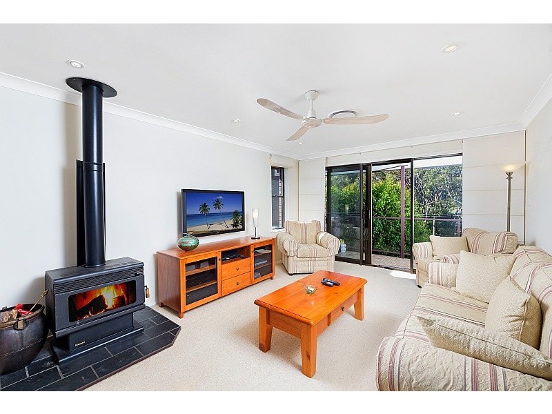 4 Pauline Avenue, Killcare Heights NSW 2257