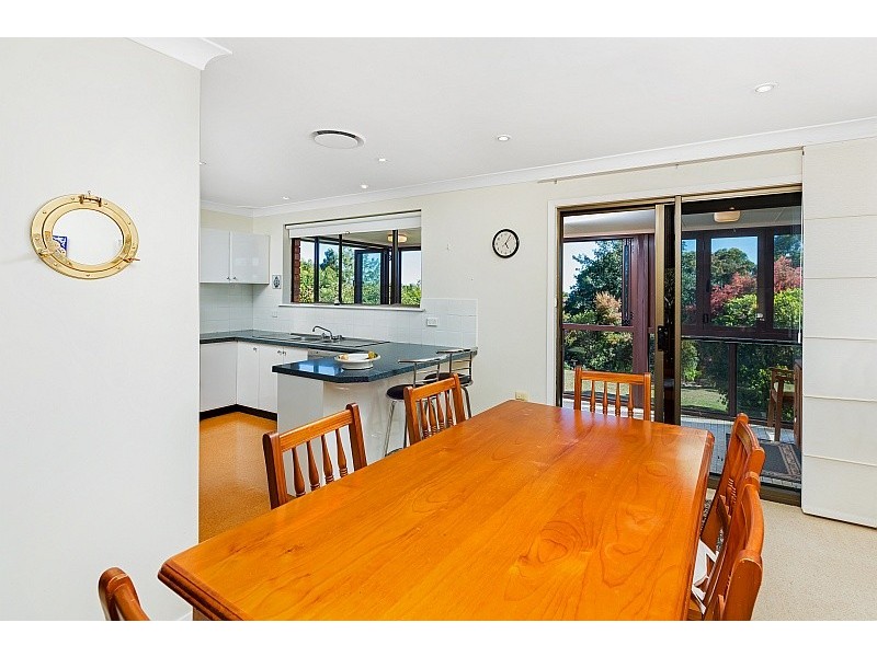 4 Pauline Avenue, Killcare Heights NSW 2257