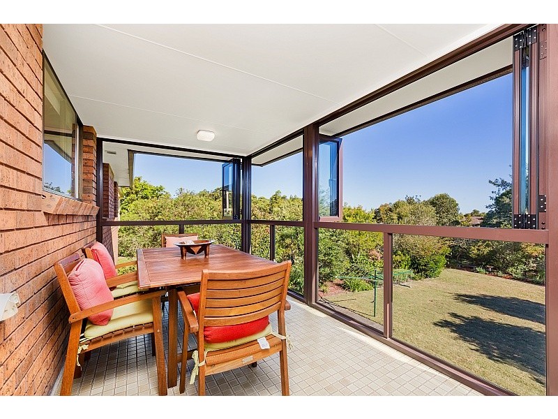 4 Pauline Avenue, Killcare Heights NSW 2257