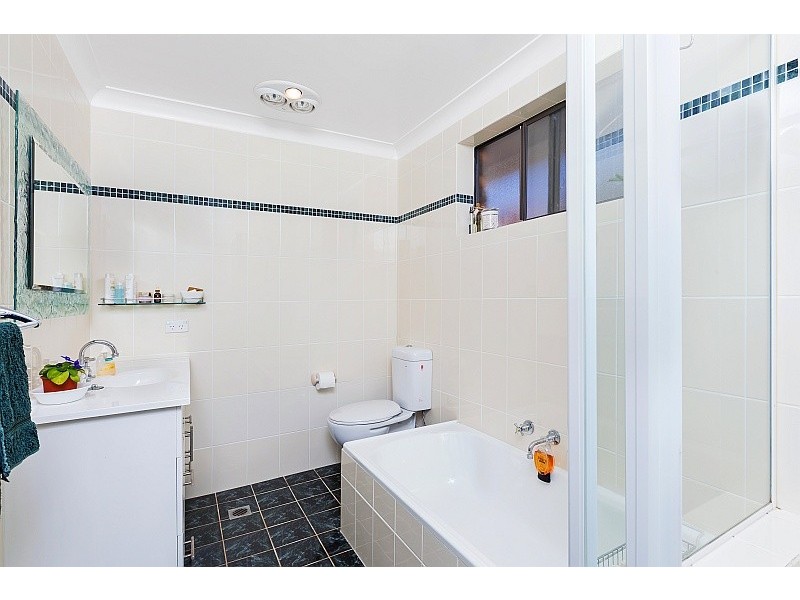 4 Pauline Avenue, Killcare Heights NSW 2257