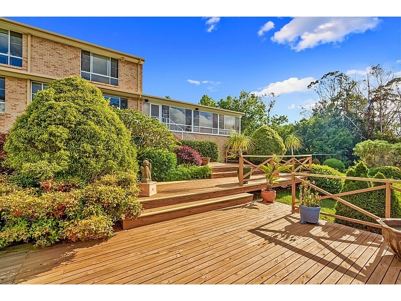 21 Highfields Grove, Ourimbah NSW 2258