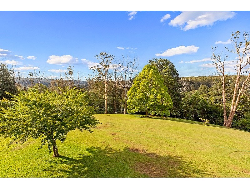 21 Highfields Grove, Ourimbah NSW 2258
