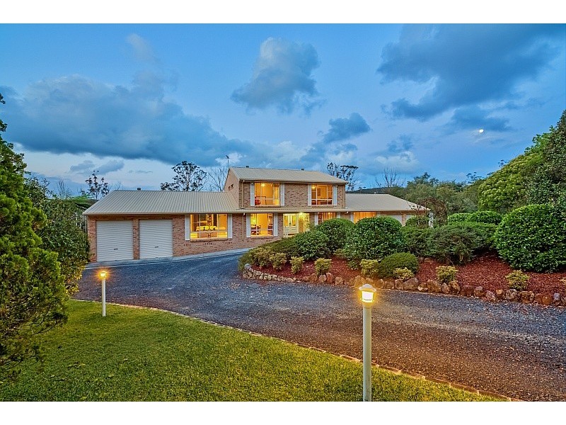 21 Highfields Grove, Ourimbah NSW 2258