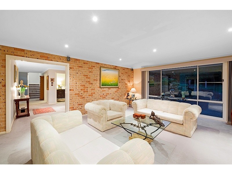 21 Highfields Grove, Ourimbah NSW 2258