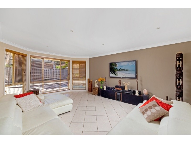 10 Norman Hunter Close, Kincumber NSW 2251