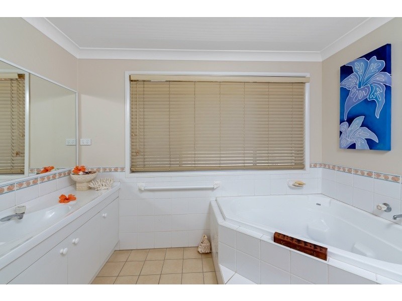 10 Norman Hunter Close, Kincumber NSW 2251