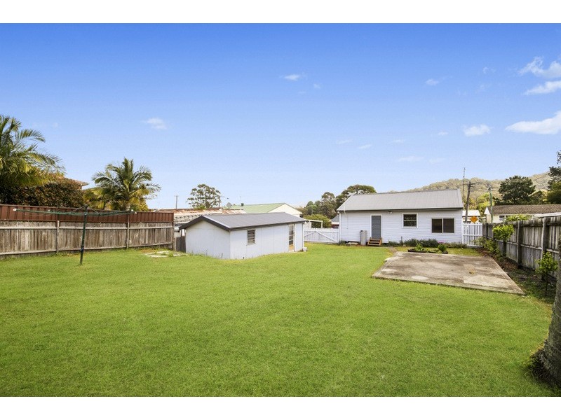 5 Headlam Parade, Springfield NSW 2250