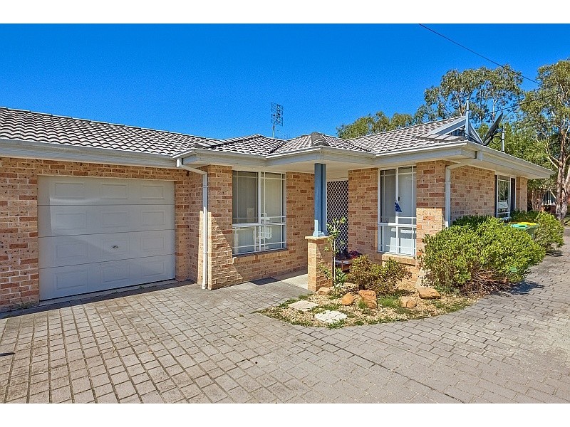 18a Coraki Place, Ourimbah NSW 2258