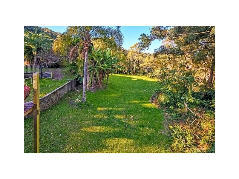 71 Meadow Road, Springfield NSW 2250