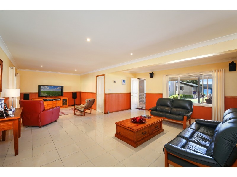 54 Asca Drive, Green Point NSW 2251