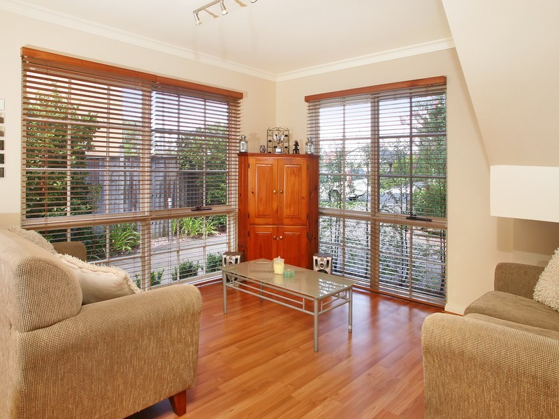1/12 Duke Street, Point Frederick NSW 2250