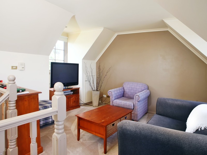 1/12 Duke Street, Point Frederick NSW 2250