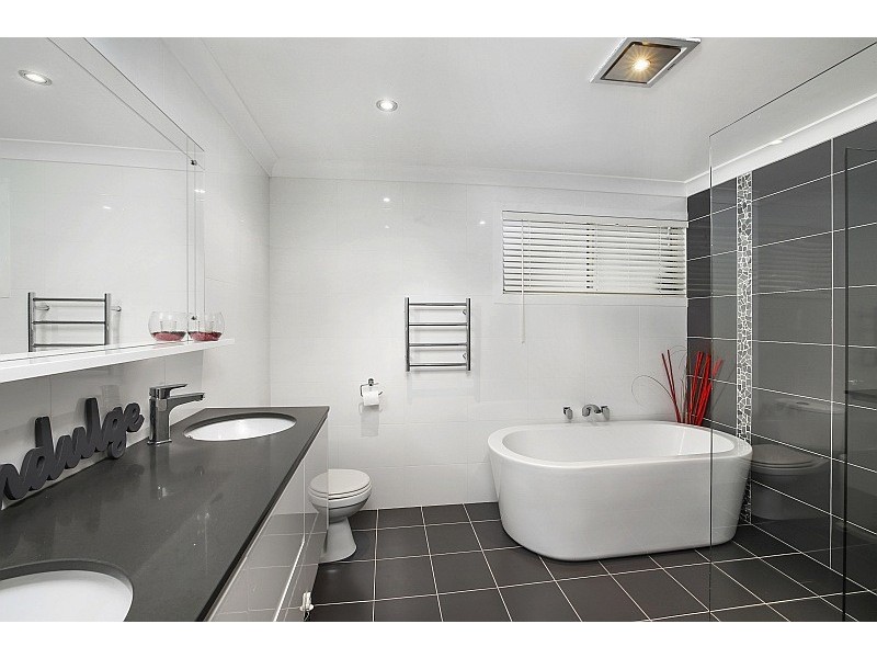 60 Digby Road, Springfield NSW 2250