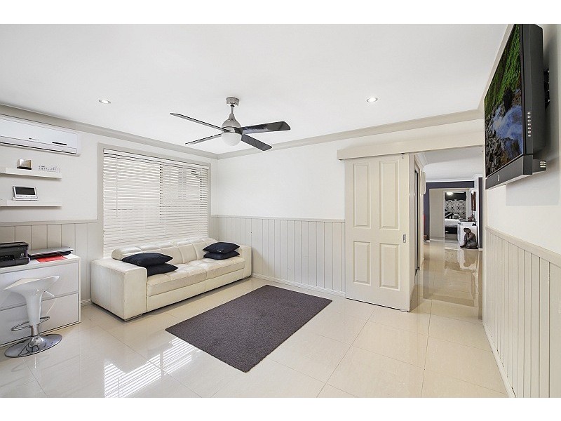 60 Digby Road, Springfield NSW 2250