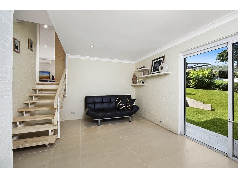 17 Sullens Avenue, East Gosford NSW 2250