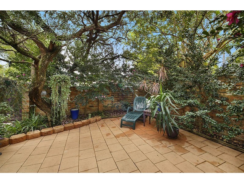 1/9-13 Wells Street, East Gosford NSW 2250