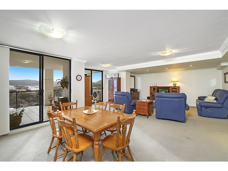 27/24 Watt Street, Gosford NSW 2250