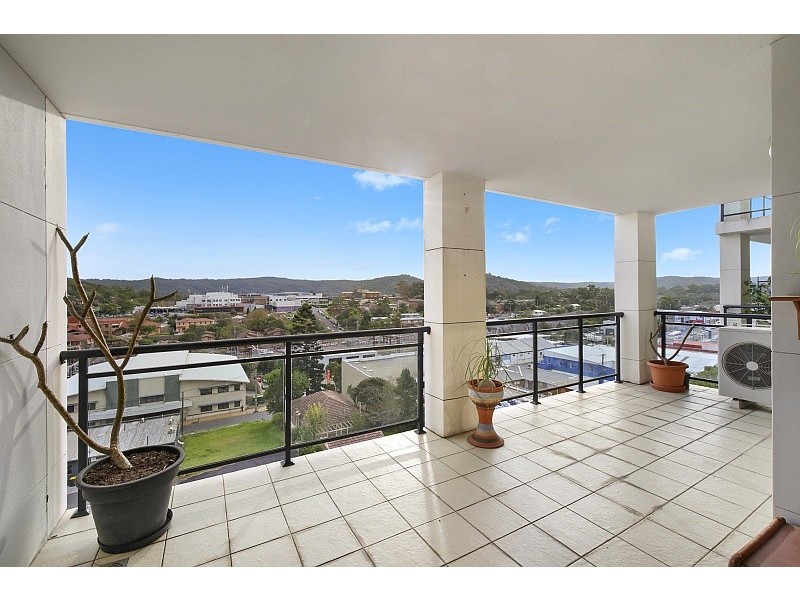 27/24 Watt Street, Gosford NSW 2250
