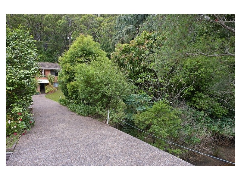 2 Heath Road, Hardys Bay NSW 2257