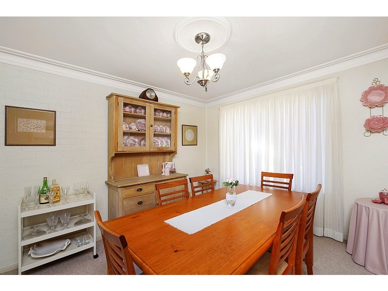 38 Dalgety Crescent, Green Point NSW 2251