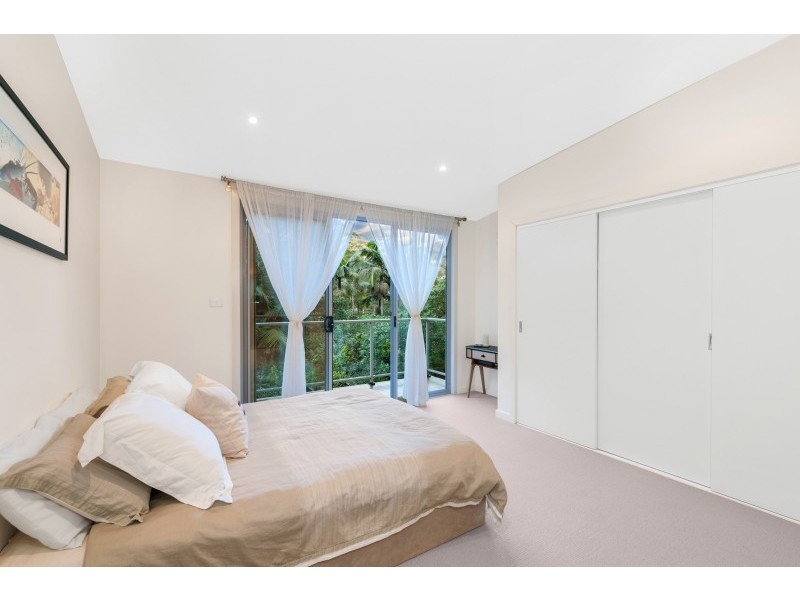 61 Surf Rider Avenue, North Avoca NSW 2260