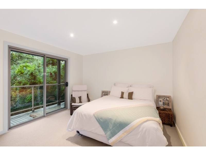 61 Surf Rider Avenue, North Avoca NSW 2260