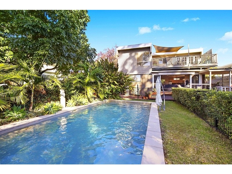 6 Asca Drive, Green Point NSW 2251