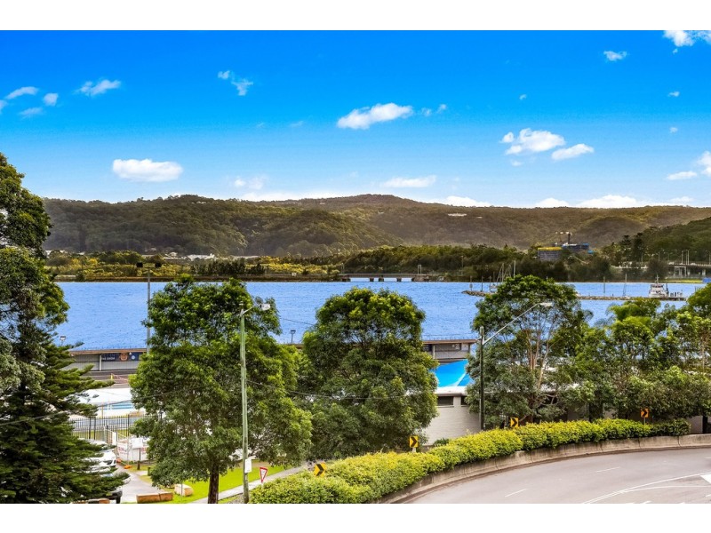 10/39 Masons Parade, Gosford NSW 2250