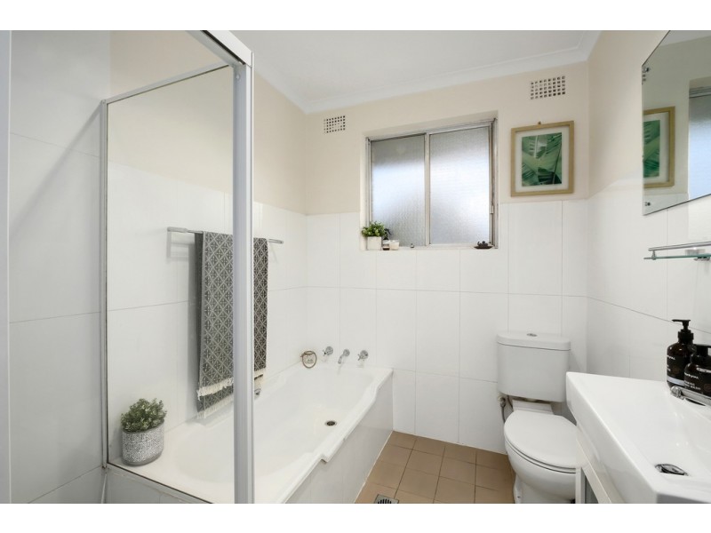 10/39 Masons Parade, Gosford NSW 2250