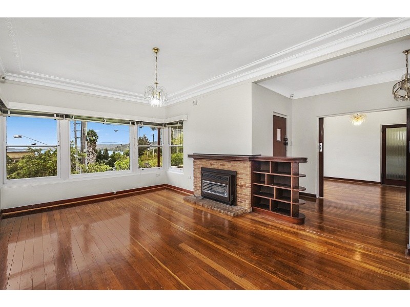 2 Kibble Street, Gosford NSW 2250