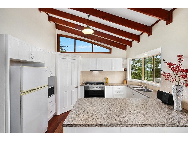 12 Margaret Rose Drive, East Gosford NSW 2250