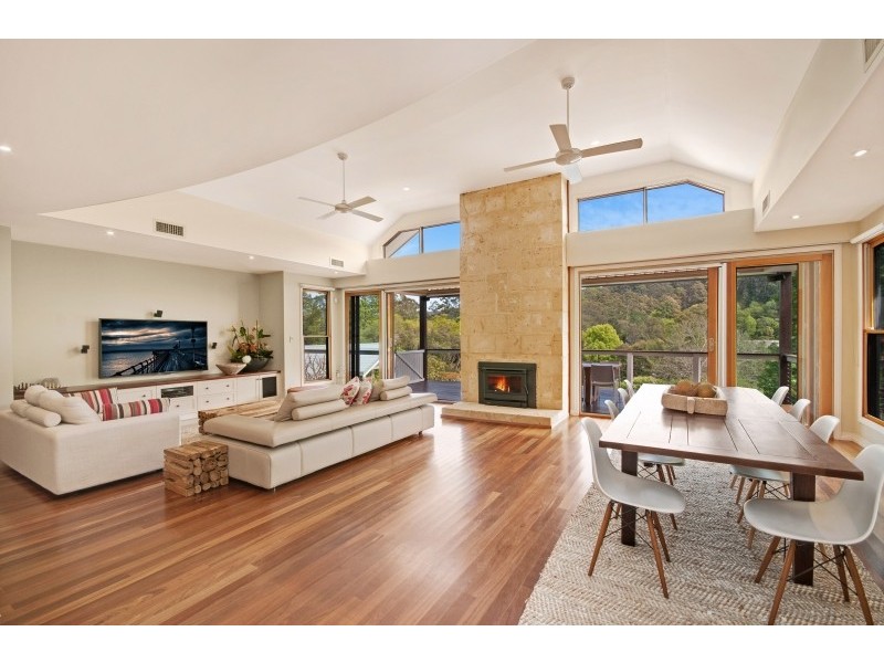 128 Oak Road, Matcham NSW 2250