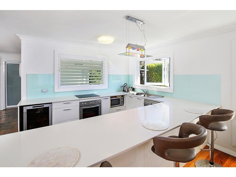 2a Auburn Street, Point Frederick NSW 2250