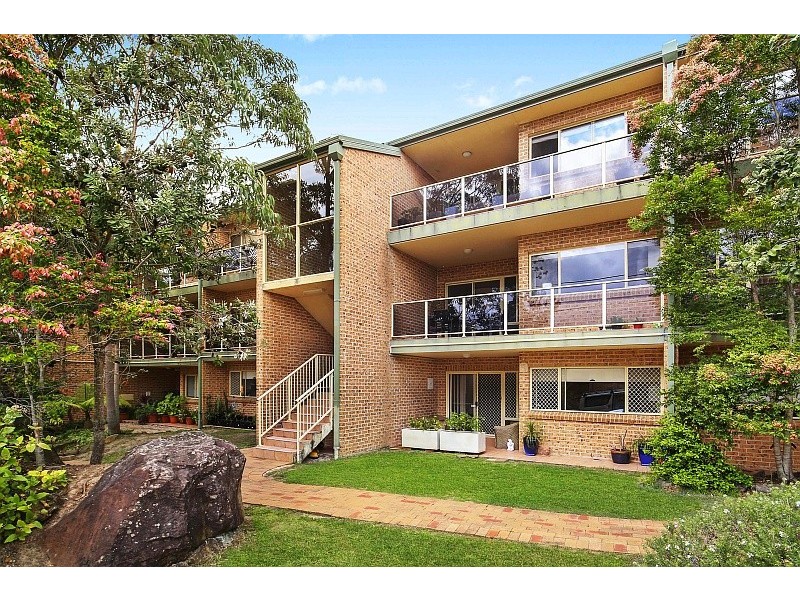 25/117 John Whiteway Drive, Gosford NSW 2250