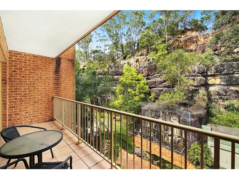 25/117 John Whiteway Drive, Gosford NSW 2250
