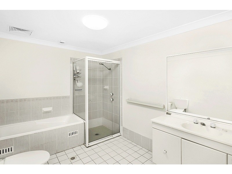 25/117 John Whiteway Drive, Gosford NSW 2250